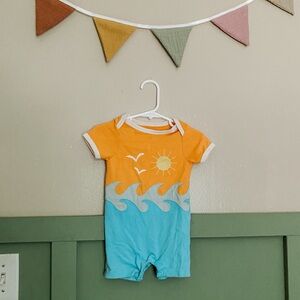 Cat & Jack Baby Seascape Appliqué Romper Orange Blue Size 3-6 Months